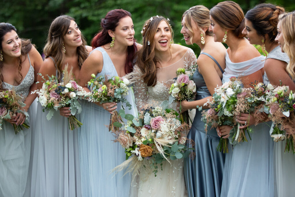 bridesmaids laughing 