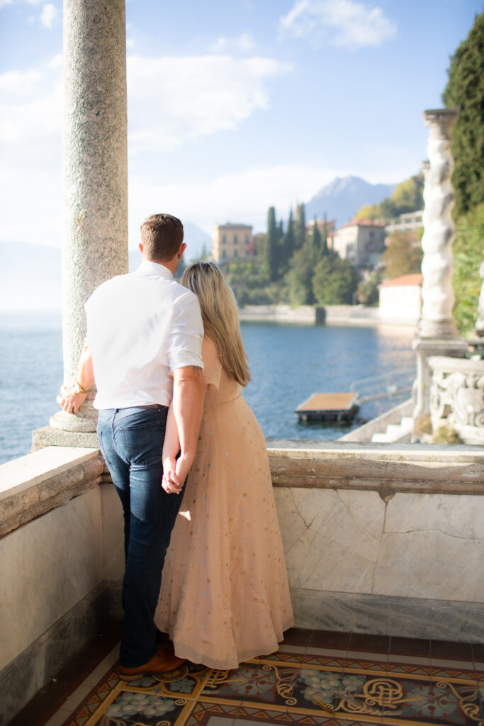 Couple in the gardens at Villa Monastero