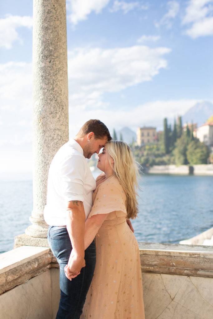 Couple in the gardens at Villa Monastero