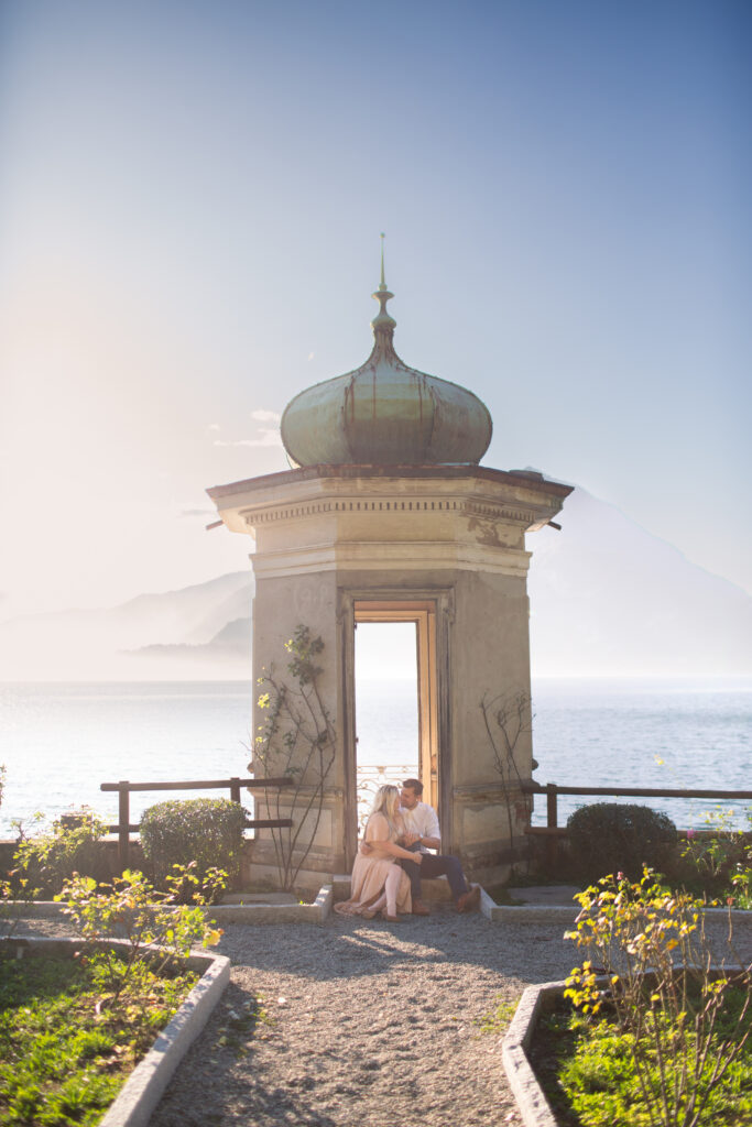 Couple in the gardens at Villa Monastero