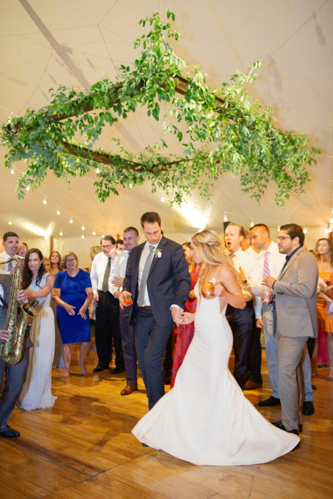 bride and groom dancing 