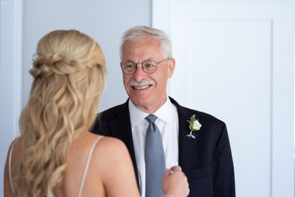 bride seeing her dad