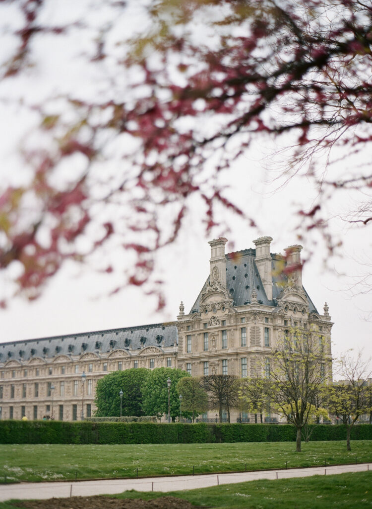 jardin de luxembourg palace building